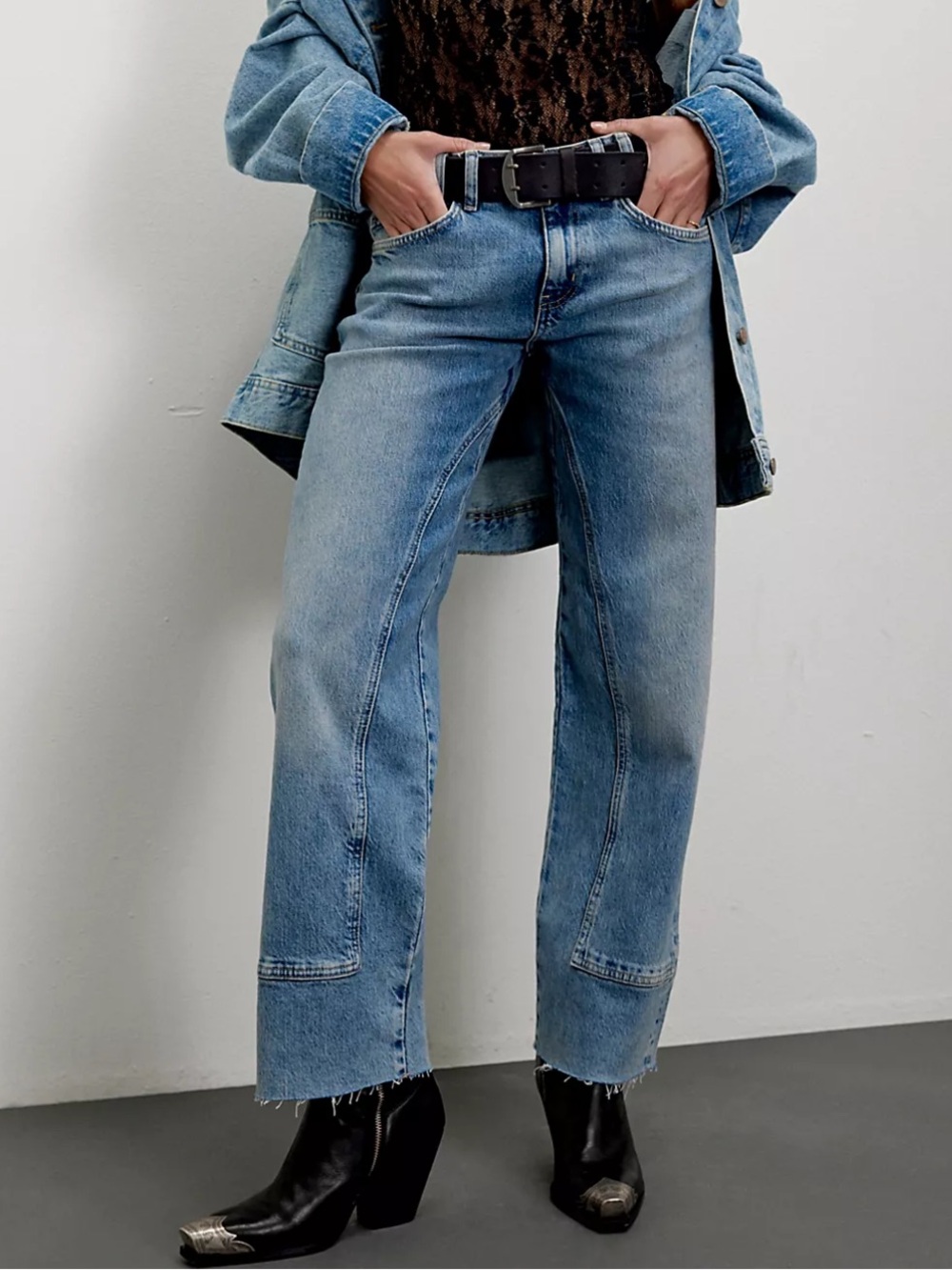 Free People We The Free Risk Taker Mid-Rise Jeans Sz 27 Mantra Straight Raw Hem